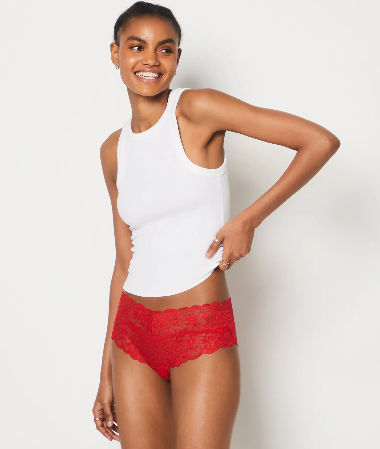 Etam Hipster V-Shape In Lace ROUGE Store