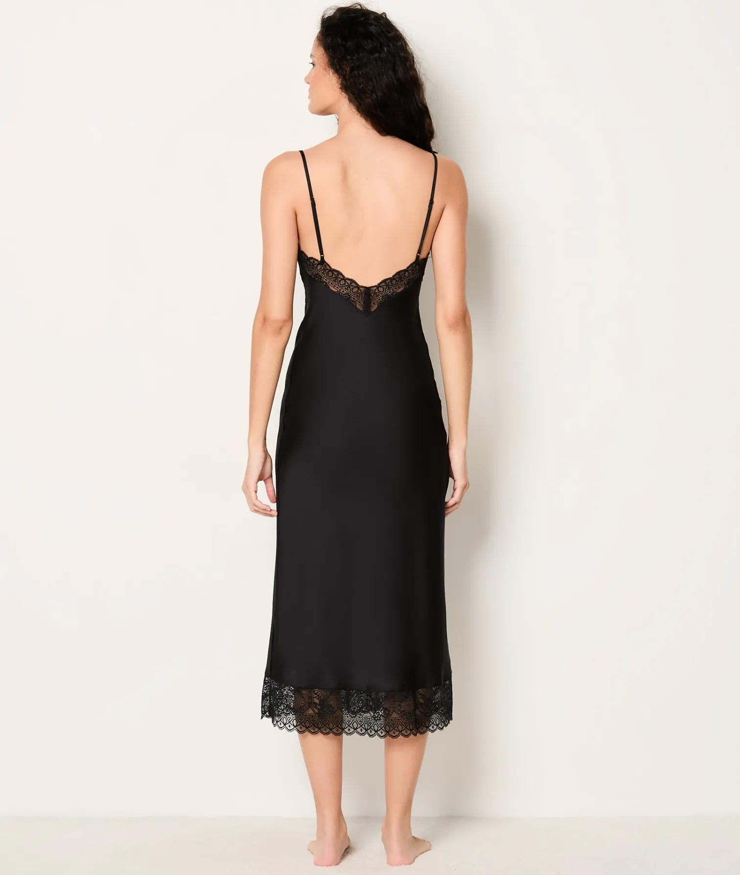 Etam Long Satin Nightdress With Lace Details NOIR Best Sale