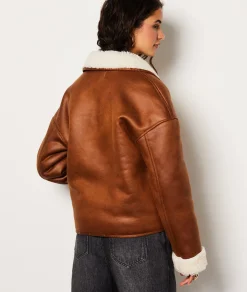 Etam Manteau court avec de la fausse fourrure CHOCOLAT New
