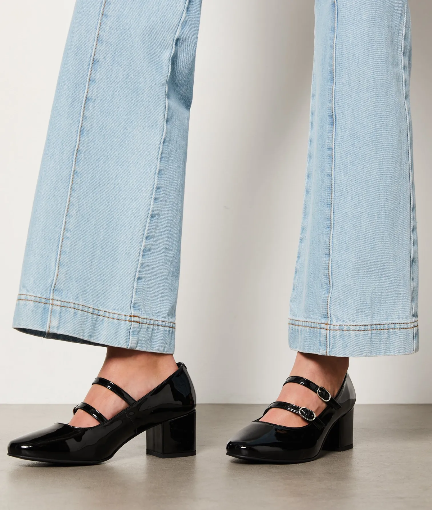 Etam Mary Jane shoes with leather heels BLACK Online