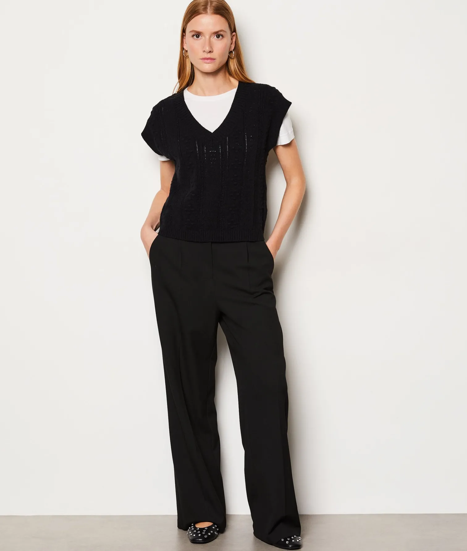 Etam Pull col V sans manches NOIR Cheap