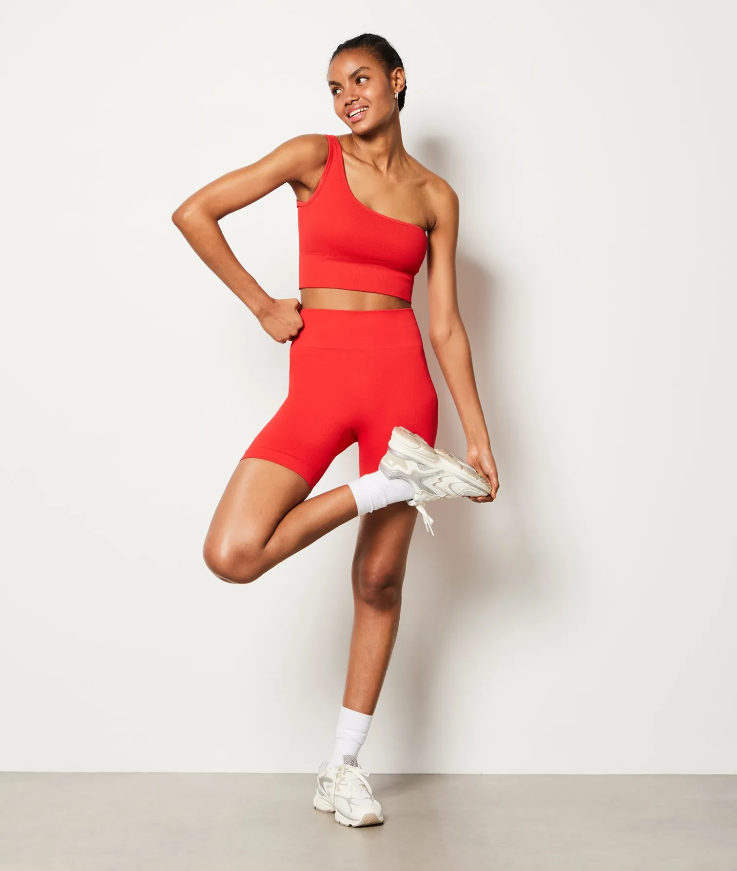 Etam Ribbed Asymmetric Bralette - Light Support RED Best