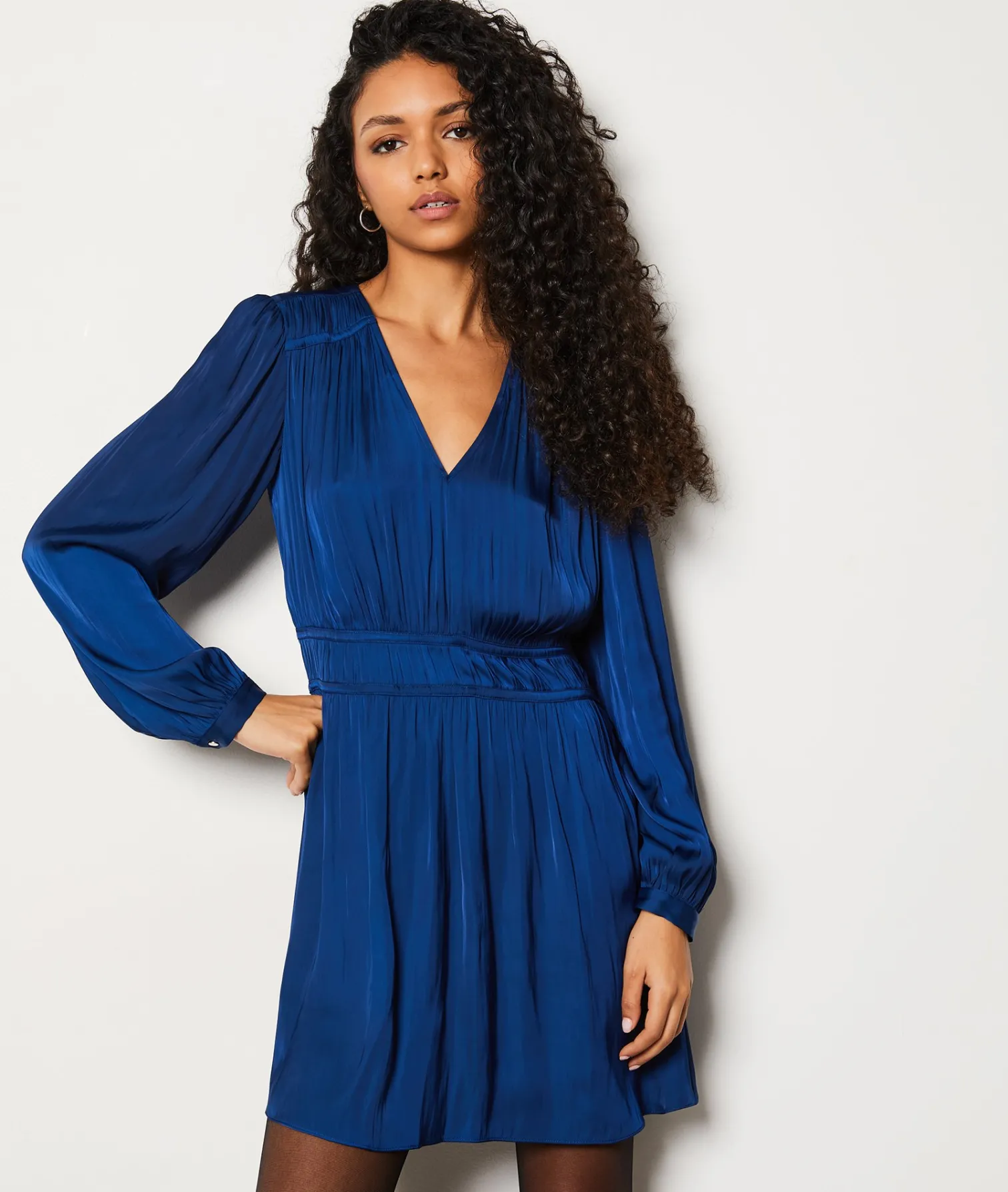 Etam Robe courte satinée BLEUNUIT Shop