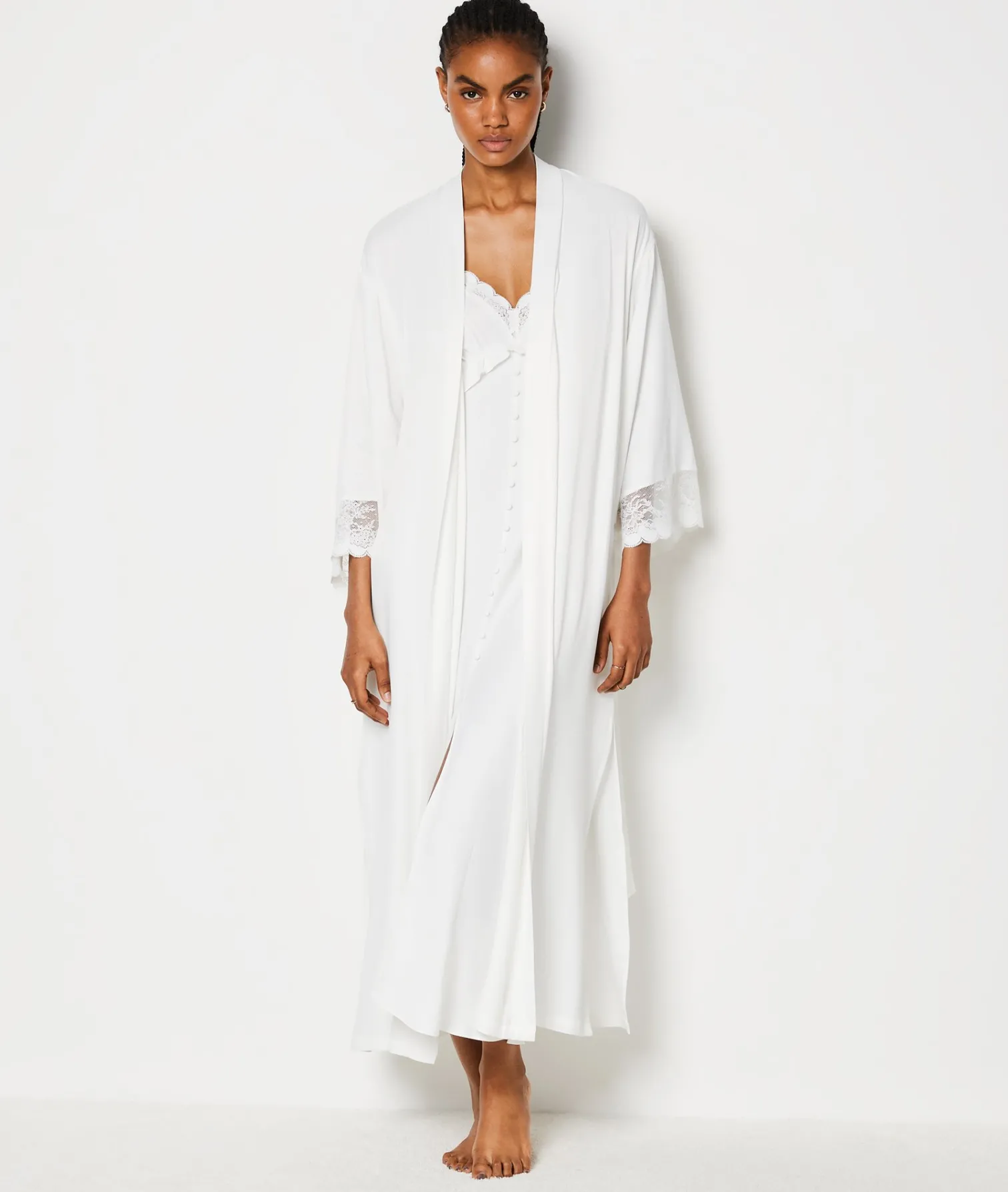 Etam Robe with Lace Details WHITE Fashion
