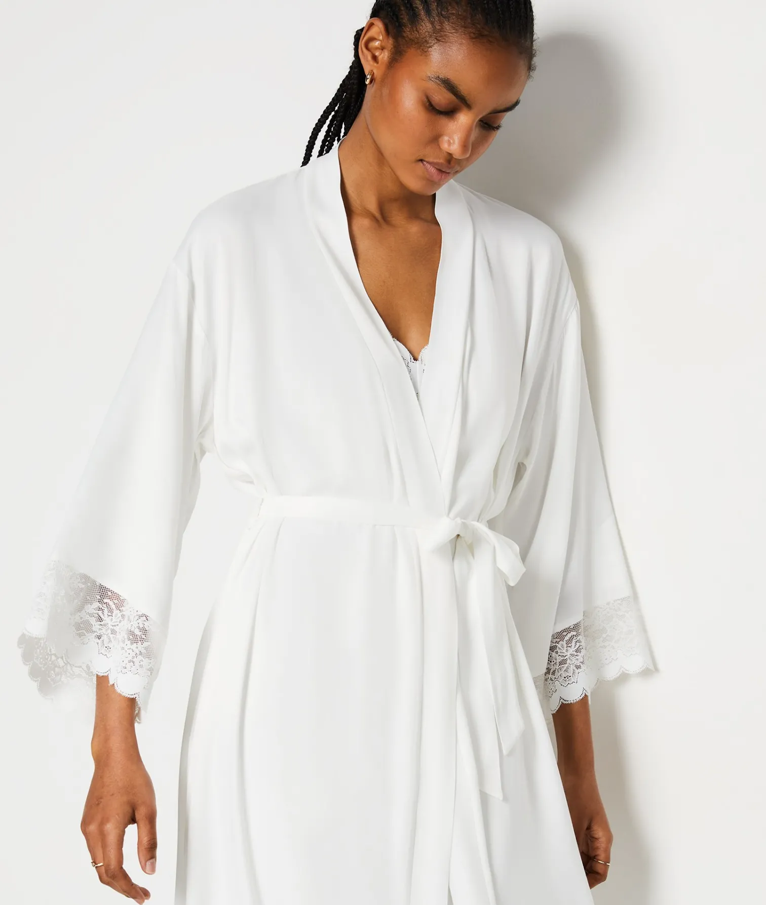 Etam Robe with Lace Details WHITE Fashion