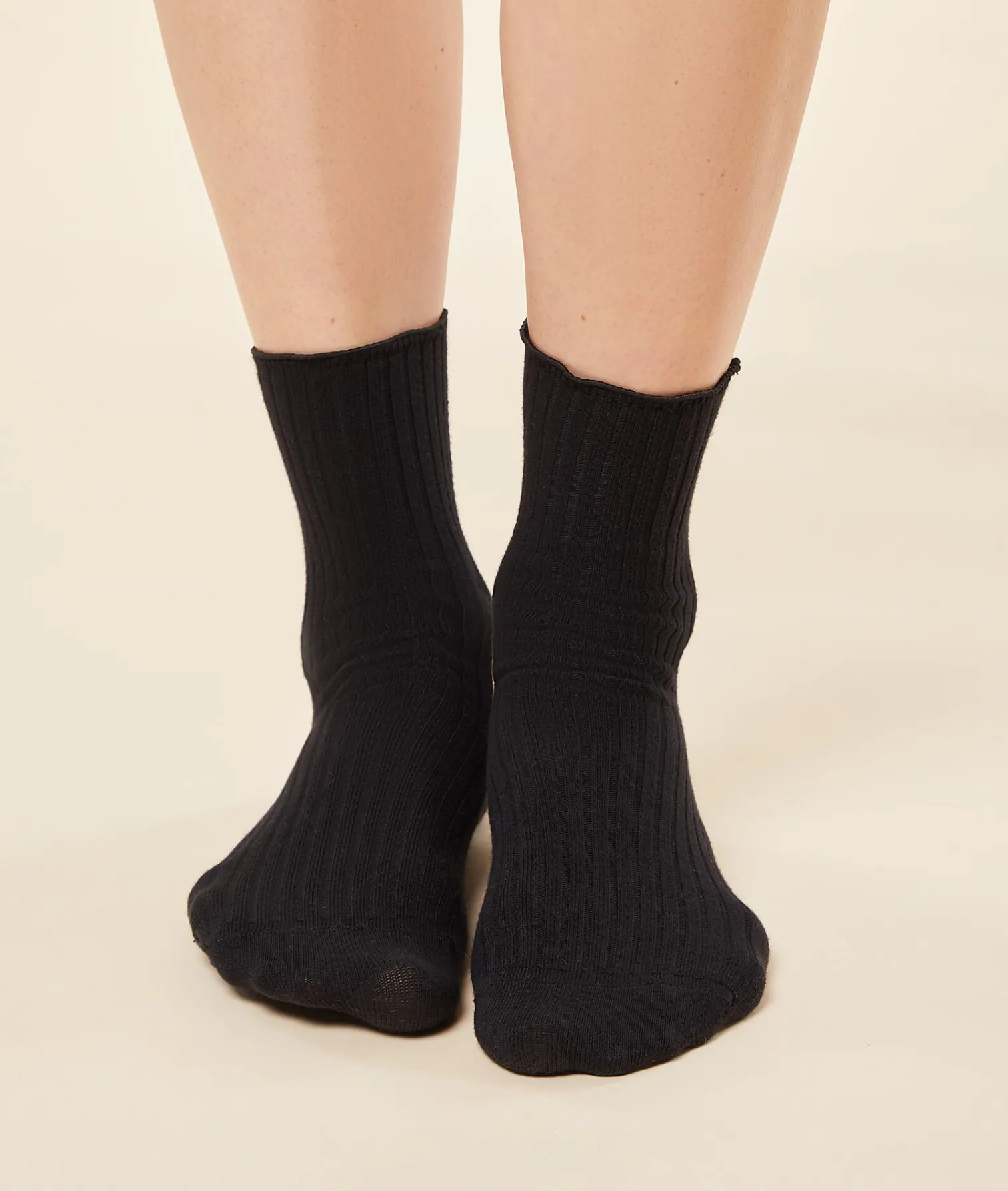 Etam Ruffled Socks BLACK Clearance