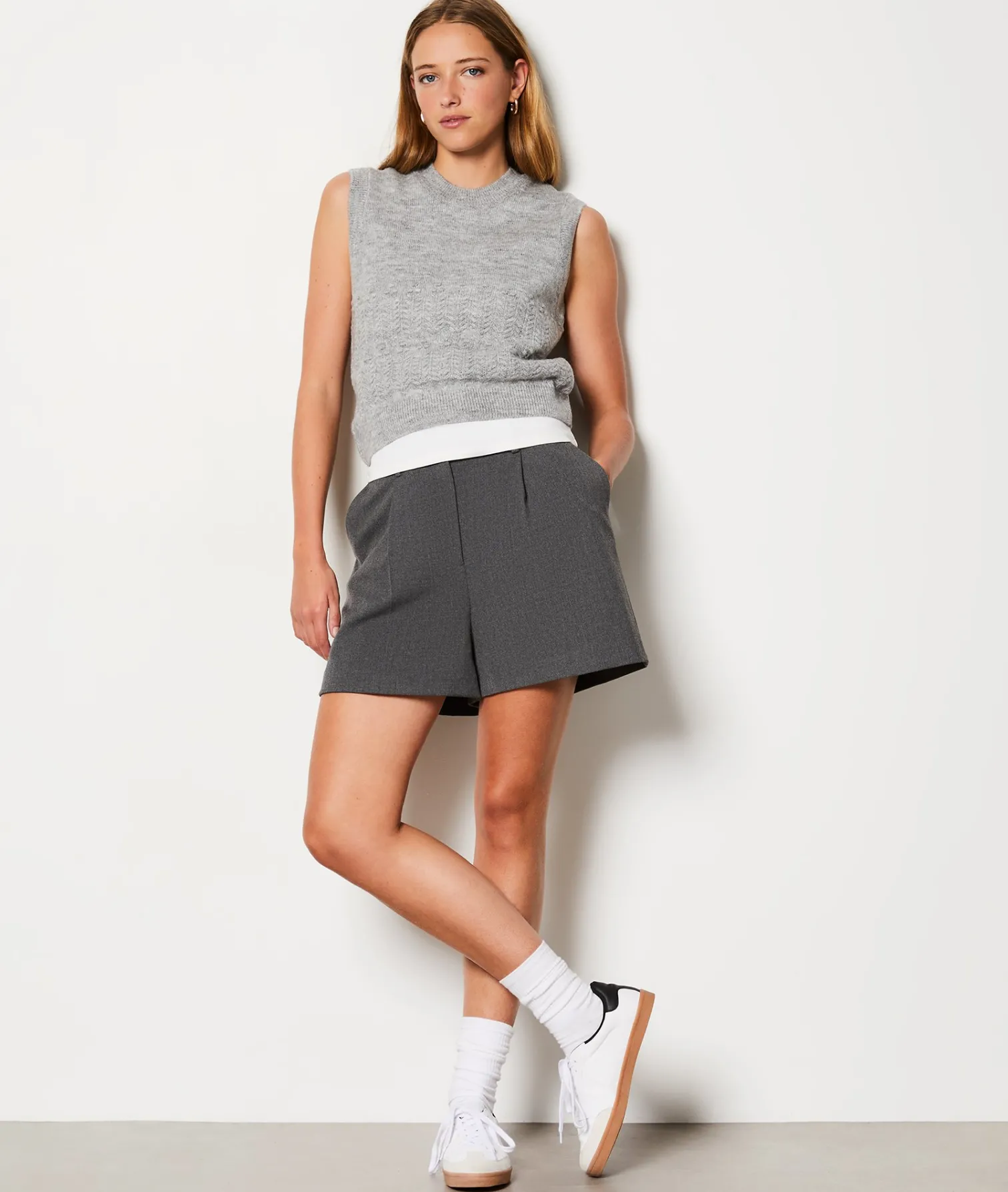 Etam Short ANTHRACITE New