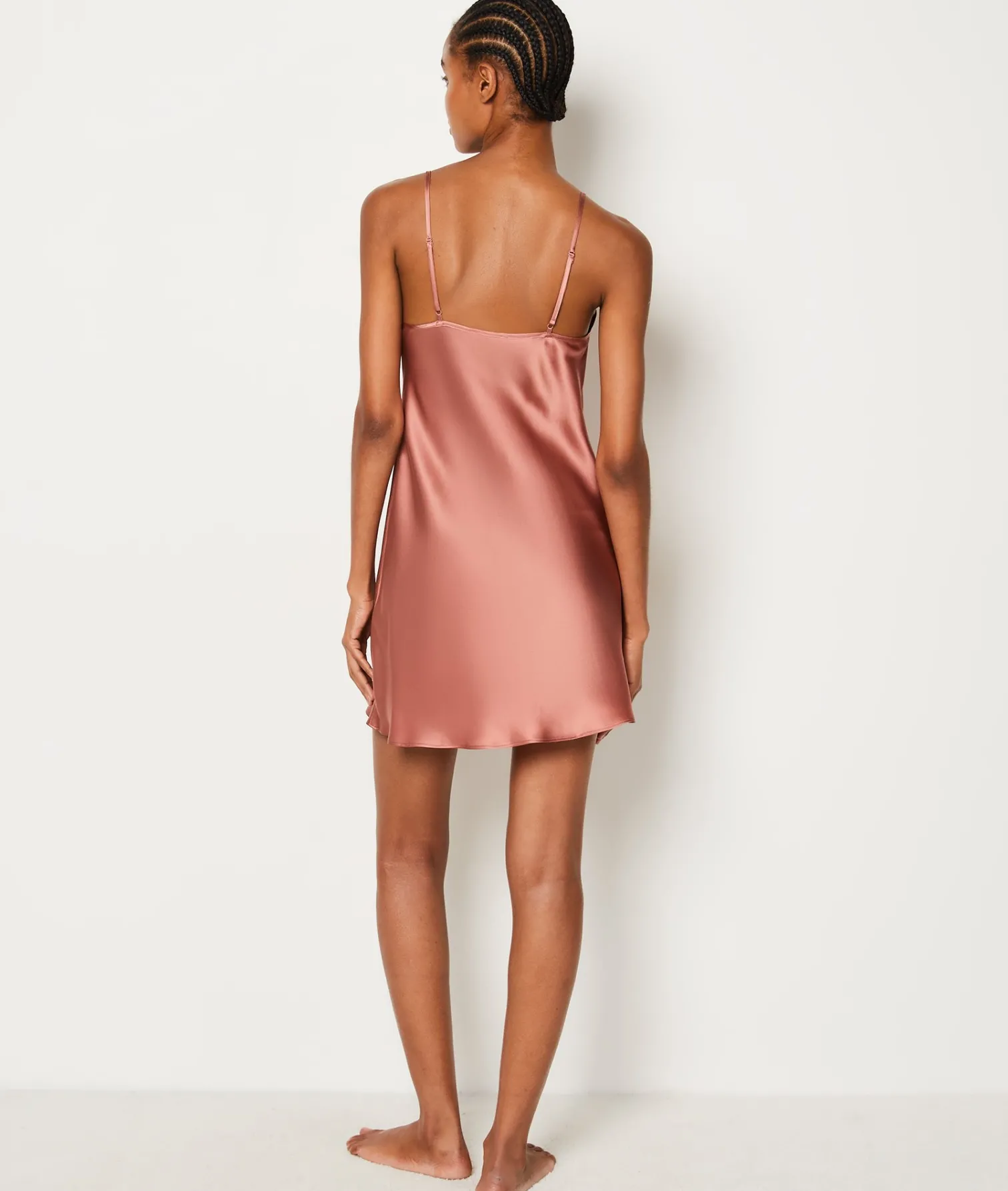Etam Short Satin Nightdress with Lace Neckline PARME Fashion