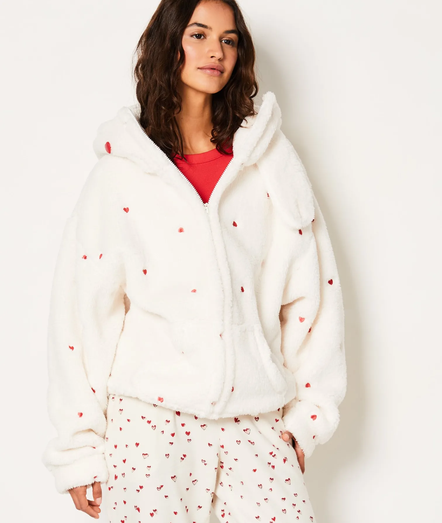 Etam Veste à capuche polaire à cœurs ECRU Hot